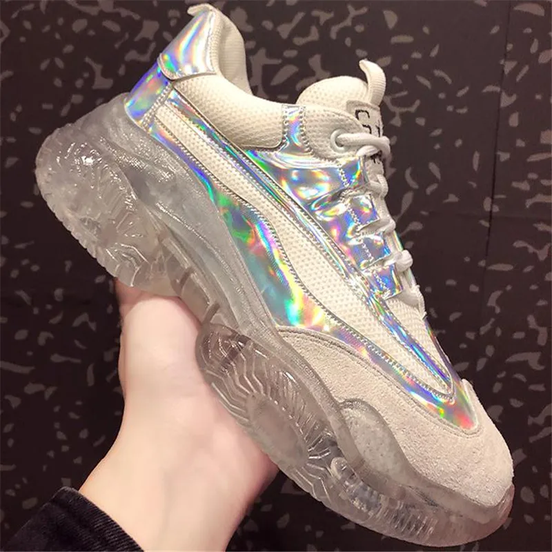 

Кроссовки женские из блестящей ткани, с круглым носком, весна 2023