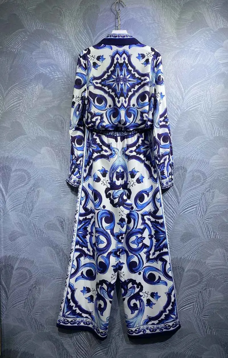 Женский модельный костюм из двух предметов рубашка с длинным рукавом и свободные