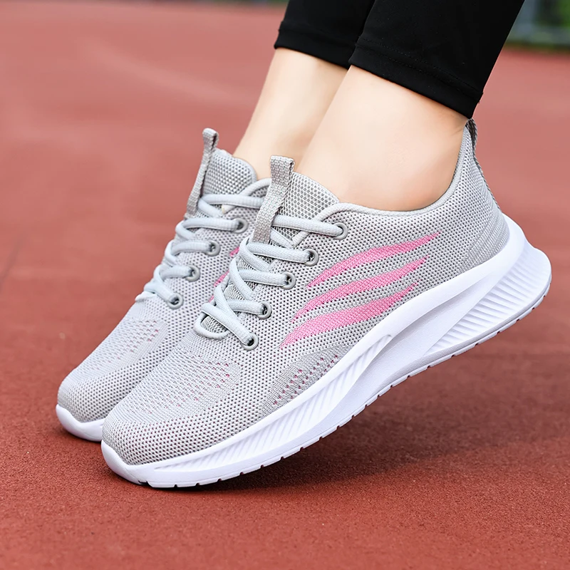 New Casual Sneakers Women's Shockproof Breathable Light Mesh Running Shoes Female Gym Outdoor Jogging Vulcanized Sports Shoes