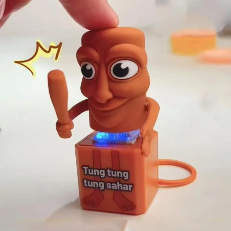 Фото Брелок Tung Tung Tung Sahur с LED-подсветкой и кнопкой, итальянский дизайн, Brainrot Tralalero Tralala, подвеска-акула для сумки, аксессуары для ключей №2