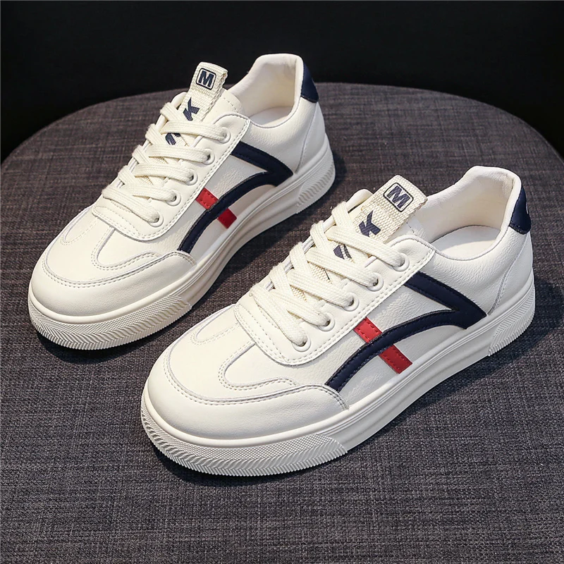  Белые туфли для девочек универсальные на толстой подошве новинка лета 2024 супер