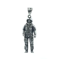 new 316l stainless steel jewelry 3d astronaut shape necklace pendant charm men and womenpendant necklace space memorial gift