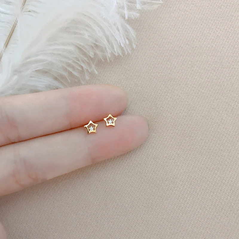 

New Delicate Hollow Star Stud Earrings of Women Girls Simple Zircon CZ Crystal Mini Earrings Birthday Party Jewelry Gifts