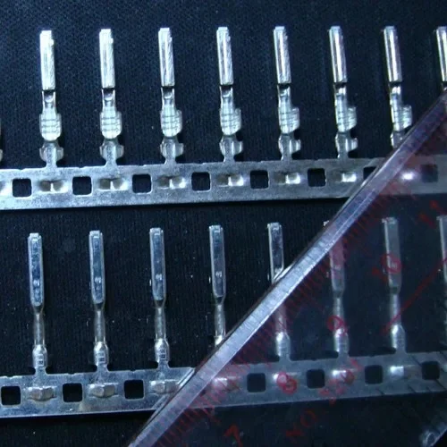 

1 шт. для Ford Focus KUGA 2012-17, модульный разъем для бесключевого запуска двигателя, 24-контактный