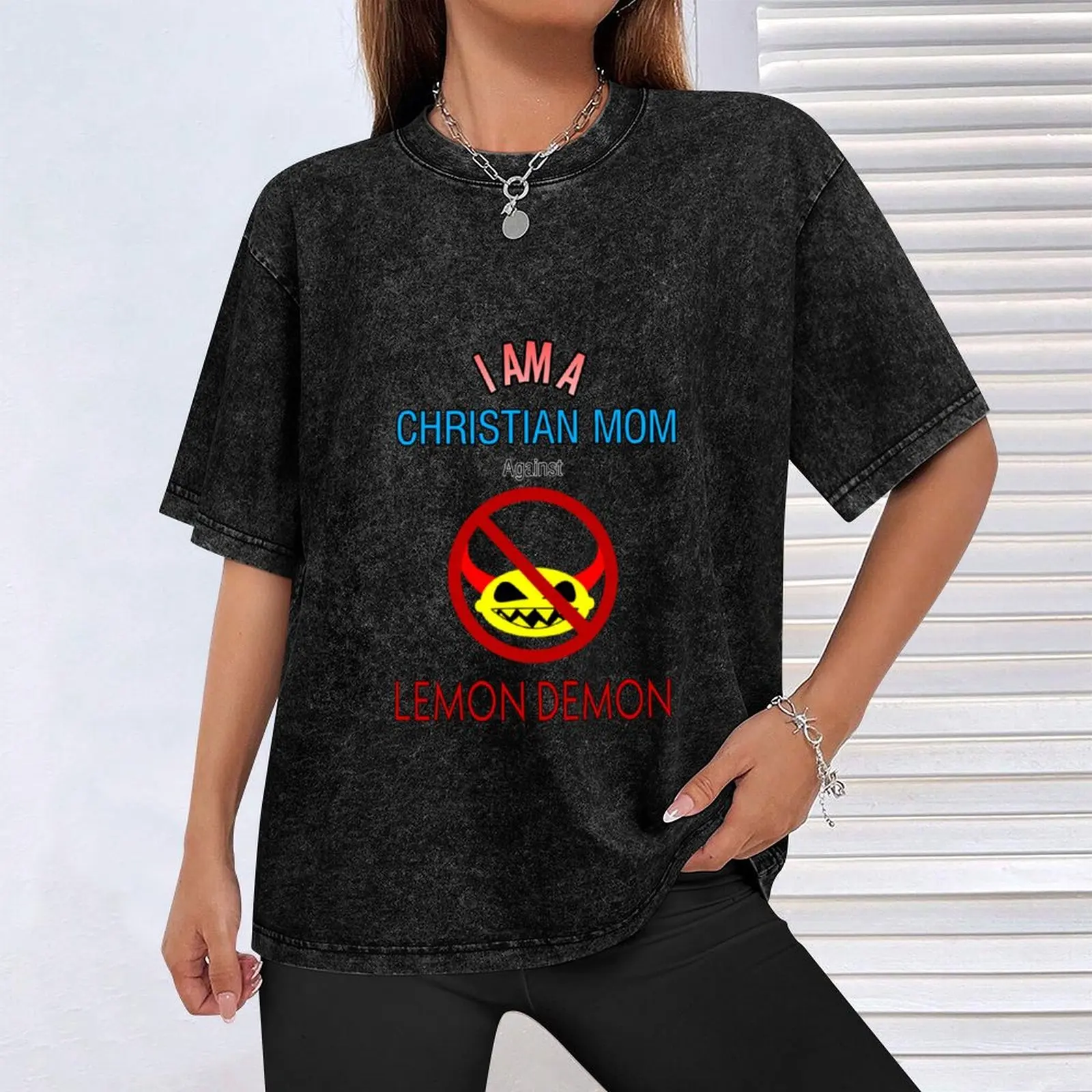 Футболка Christian Moms Against Lemon Demon хлопок