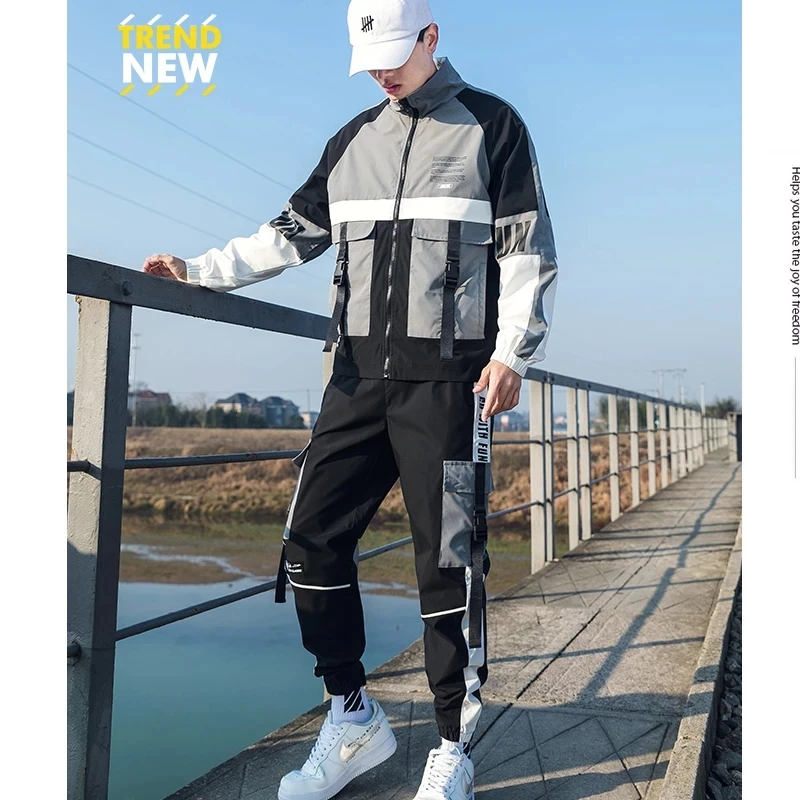 

New Fashion Plaid Tracksuit Men Hooded Sweat Suits 2 Piece Men Reflective Jogger Sets Streetwear Pullover Sweatsuit