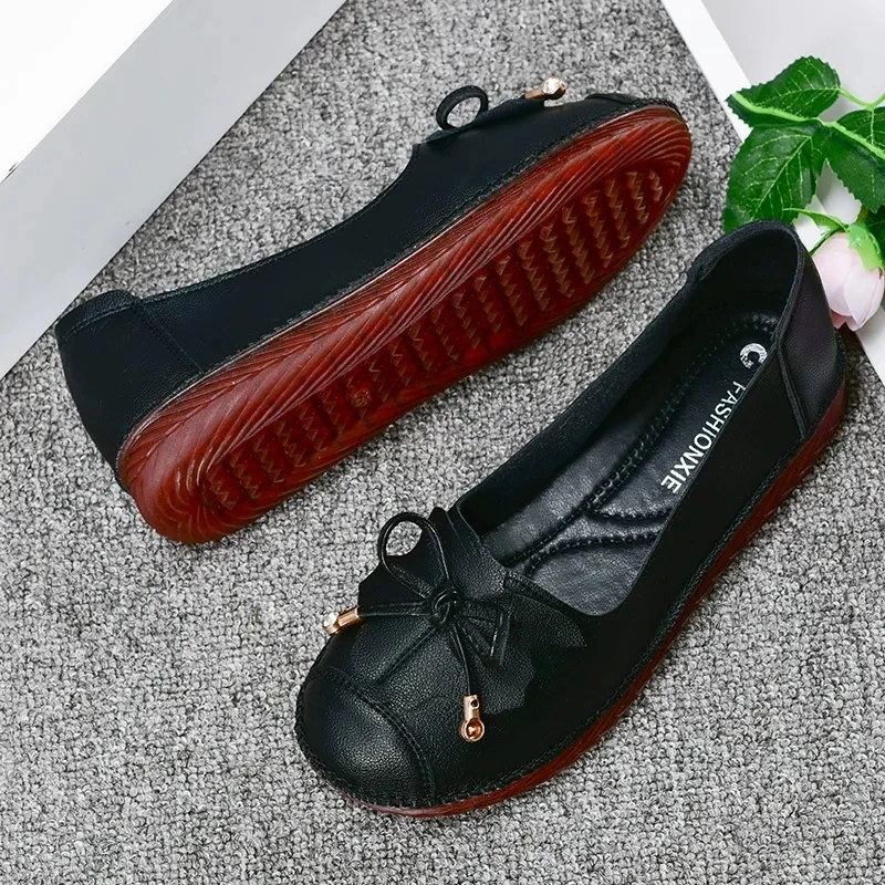 

Балетки женские на плоской подошве, лоферы, обувь для мам, мягкая подошва, для работы на кухне, Мокасины, обувь для вождения с бантом, черные, ...