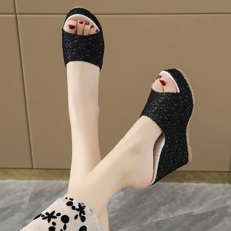 

Wedge Heel Suede Large Size Sandals Women's Slippers 2023 Summer New Waterproof Platform Heel One Word Slippers Designer Sandals