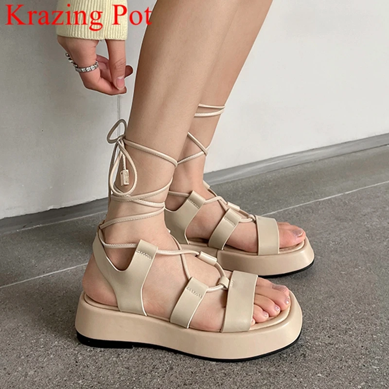 

Krazing Pot cow leather peep toe summer shoes flat with platform ankle strap gladiator preppy style casual solid women sandals