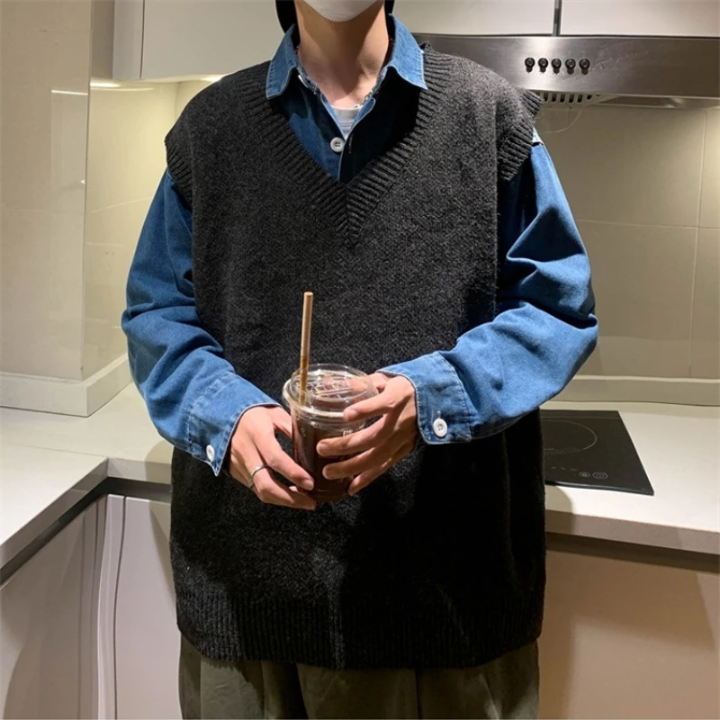 Вязаный жилет-свитер для мужчин осенний классический тонкий дизайн с v-образным