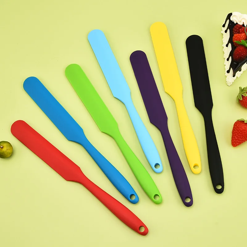 

1Pc Random Color Long Handle Silicone Cake Cream Spatula Baking Batter Kitchen Accessories Scraper Pastry Tools