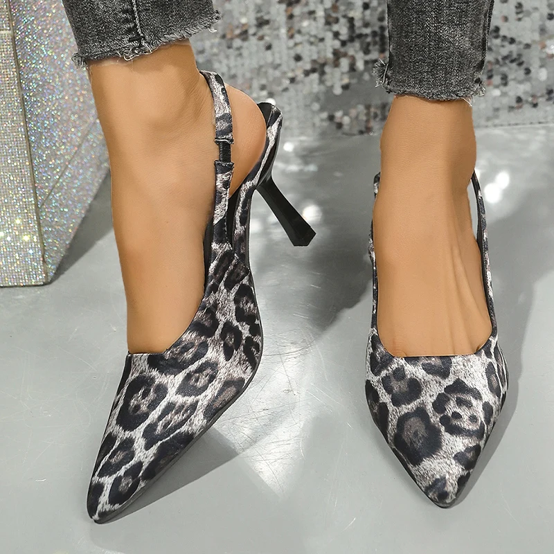 Женские туфли на высоком каблуке с острым носком леопардовые неглубокие
