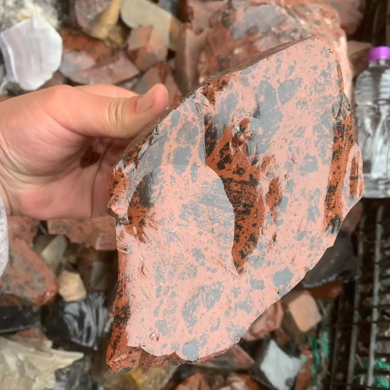 

Beautiful Natural Original Red Obsidian Raw Ore Quartz Rough Rock Crystal Metaphysical Halo
