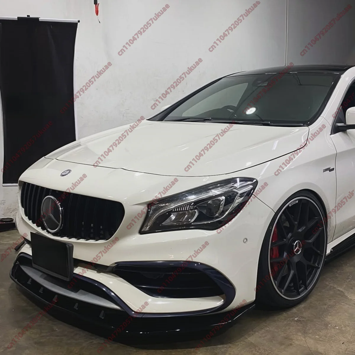 Фото Накладка-сплиттер на передний бампер для Mercedes-Benz CLA Class C117 X117 AMG-Line / 45 2016-2019 (рестайлинг), тюнинг-комплект под бампер №3