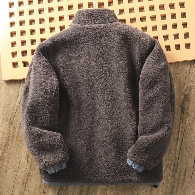 Мужская куртка из овечьей шерсти с воротником-стойкой