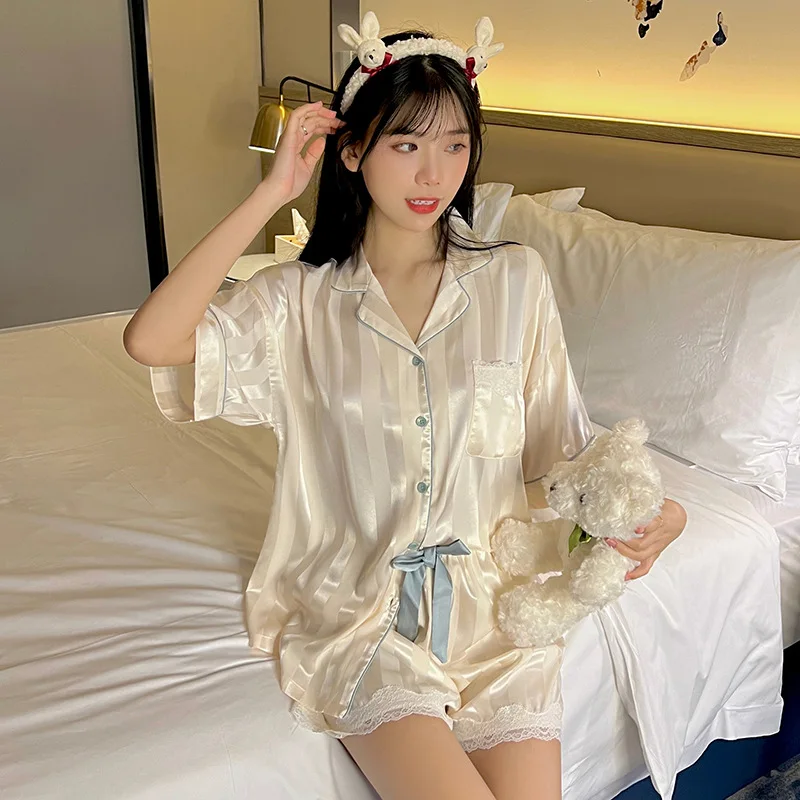 Pajamas Women's Summer Ice Silk Short-sleeved Shorts 2023 New Thin Stripes Can Be Worn Outside Home Clothes Two-piece Suit