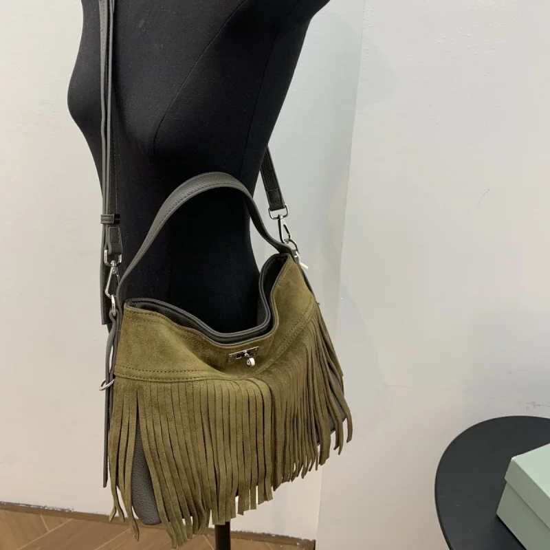 Высококачественная сумка-мессенджер с кисточками в стиле ретро 2024 осенне-зимняя