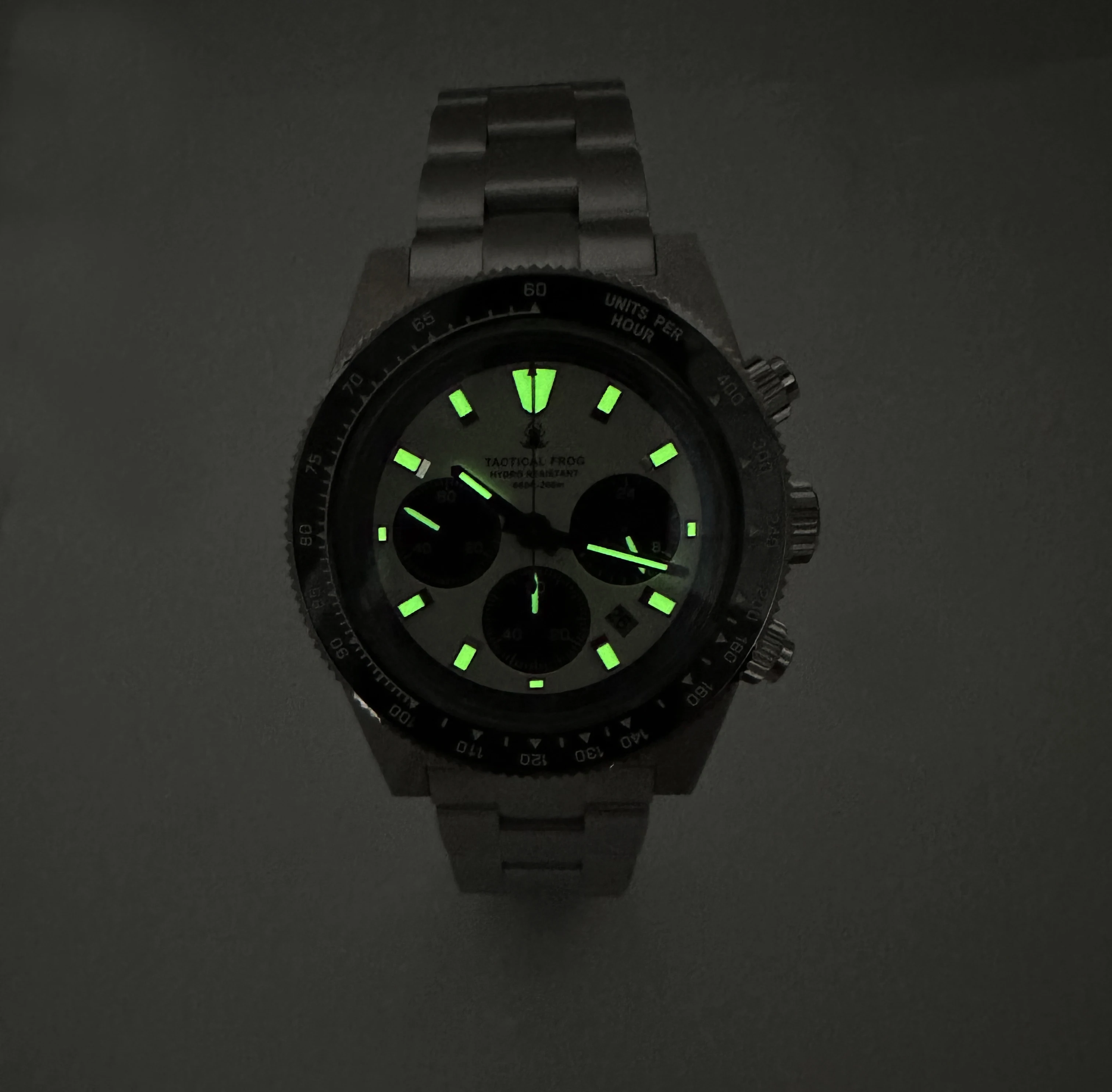 Часы-хронограф мужские тактические с солнечной батареей 200 м