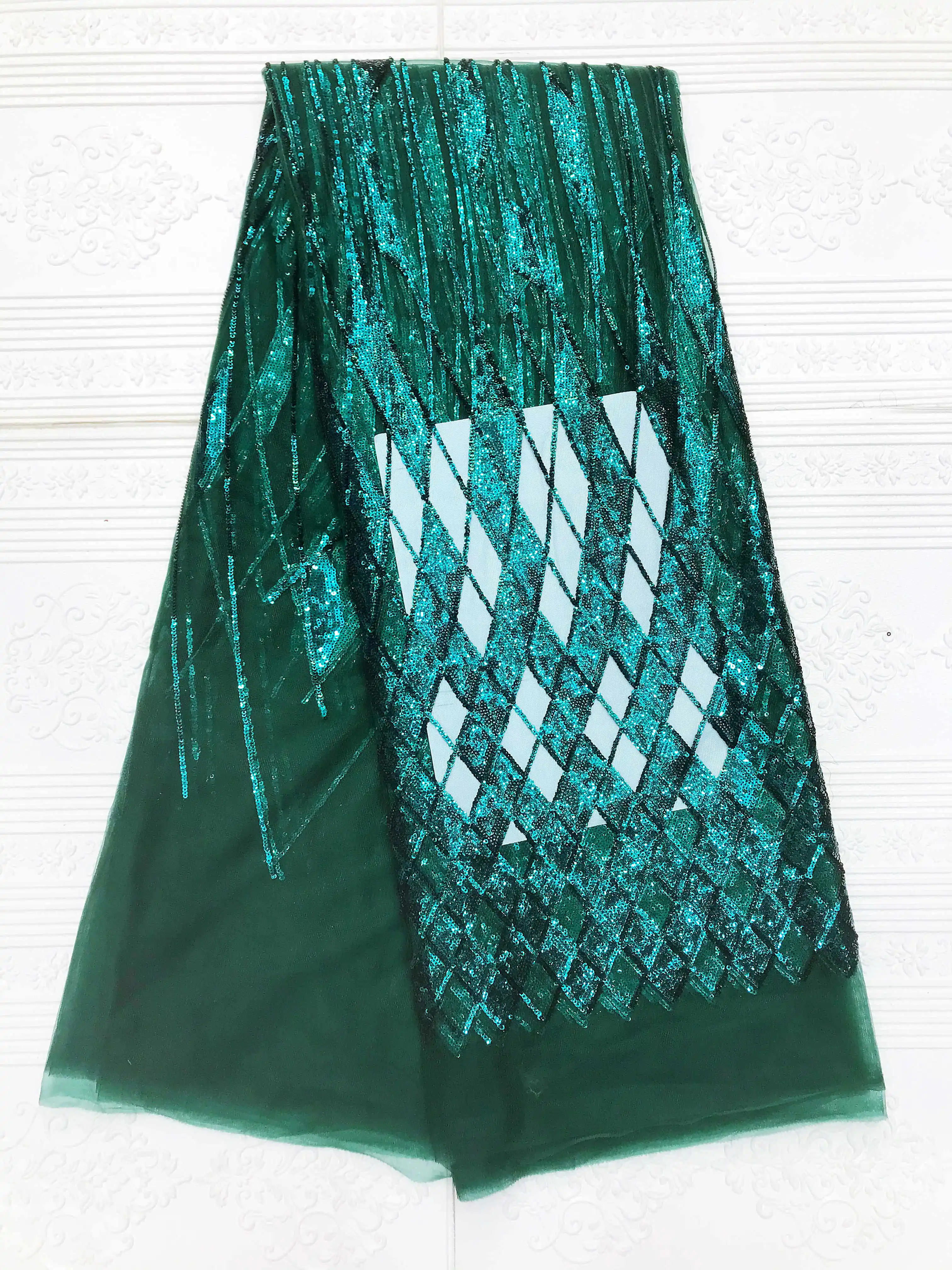 

Fashion Style French Sequins Tissus en Dentelle 5 Yards African Net Lace Fabric for Asoebi Dress Sewing EJLN07