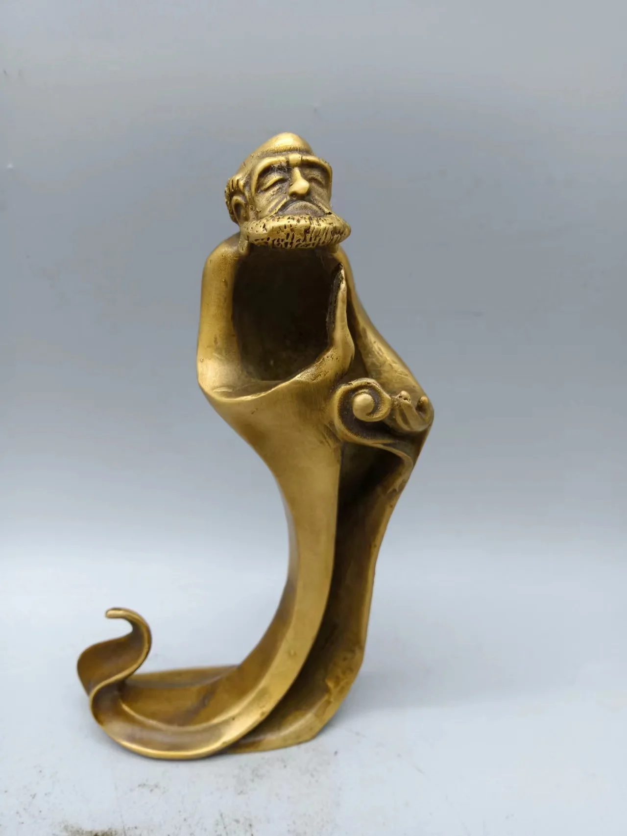 

Exquisite Antique Pure Copper Dharma Backflow Incense Ornament