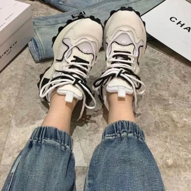 

Новинка весна-осень 2023, модная сетчатая дышащая универсальная удобная спортивная обувь с круглым носком и шнуровкой, обувь на толстой подошве