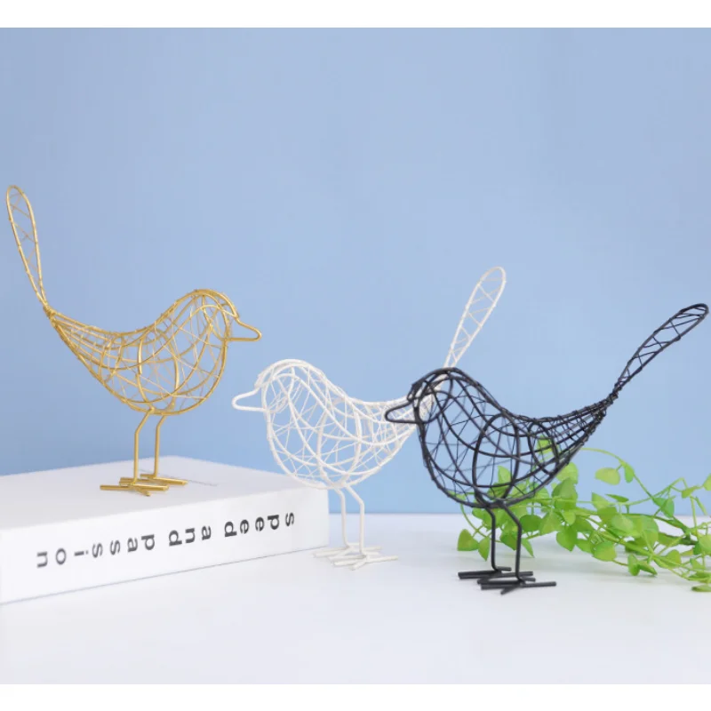 

Pastoral Iron Art Bird Figurines Desk Table Ornament Interior Modern Nordic Home Decor Creative Abstract Miniatures Sculpture