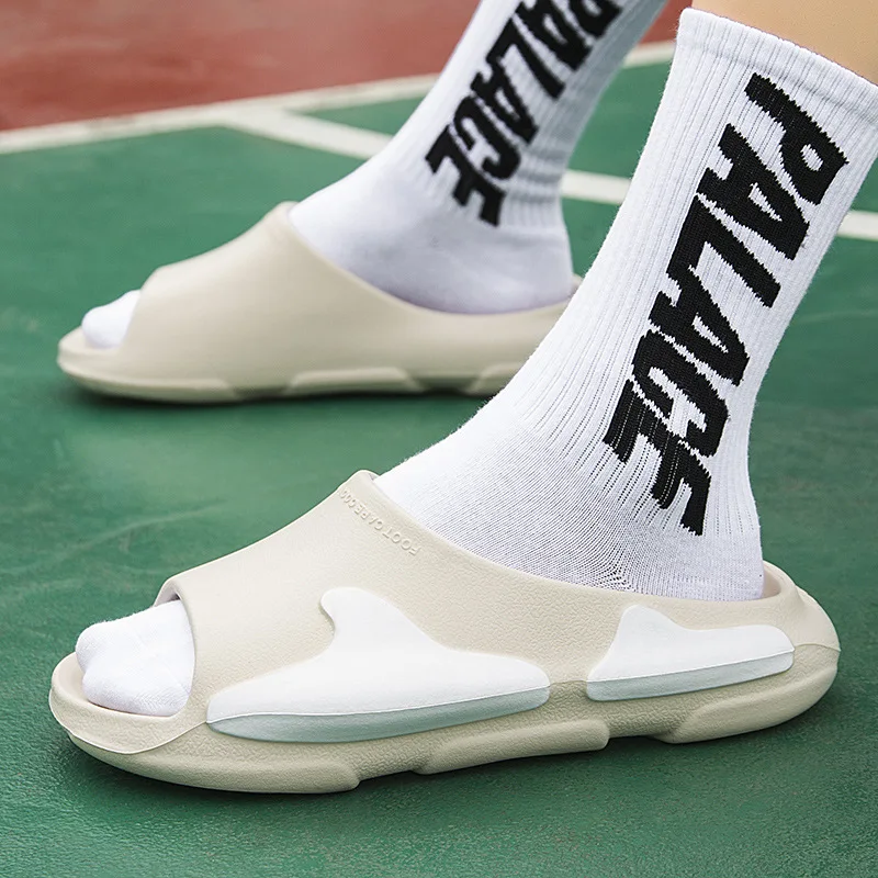 

Men's Shoes 2022 Summer New Soft Soled Slippers Home High Quality Outdoor Leisure Beach Open Toe Slippers for Women