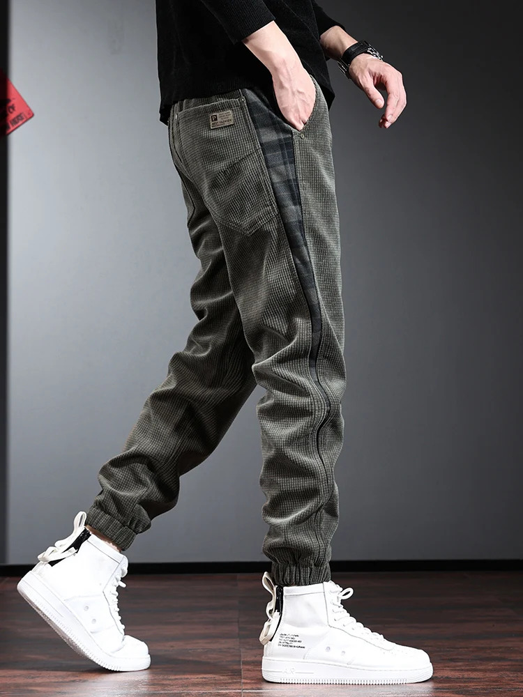 Рисунок 3 - Мужские Черные Мешковатые вельветовые брюки