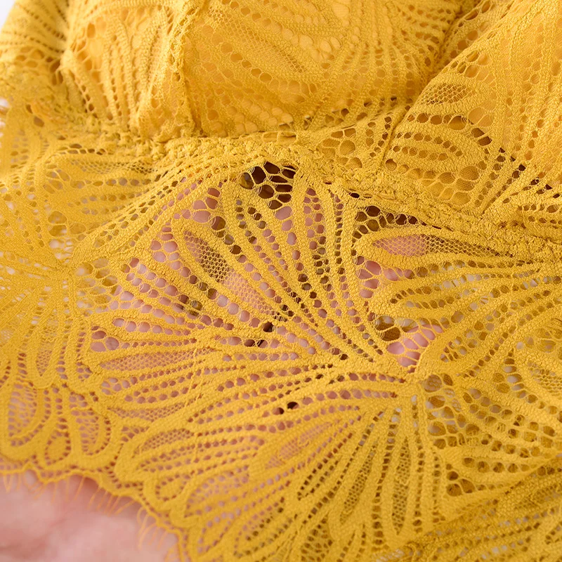 Women Bras Pad Push Up Wireless Lace Bra Top Sexy Bralette Fitness Underwear Flower Pattern Lingerie Full Cup Beauty Back