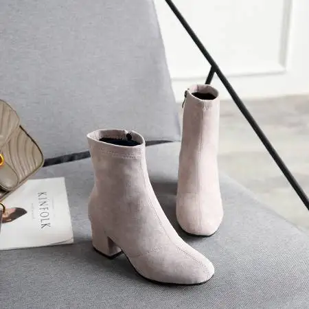 

Женские ботинки с круглым носком, большие размеры