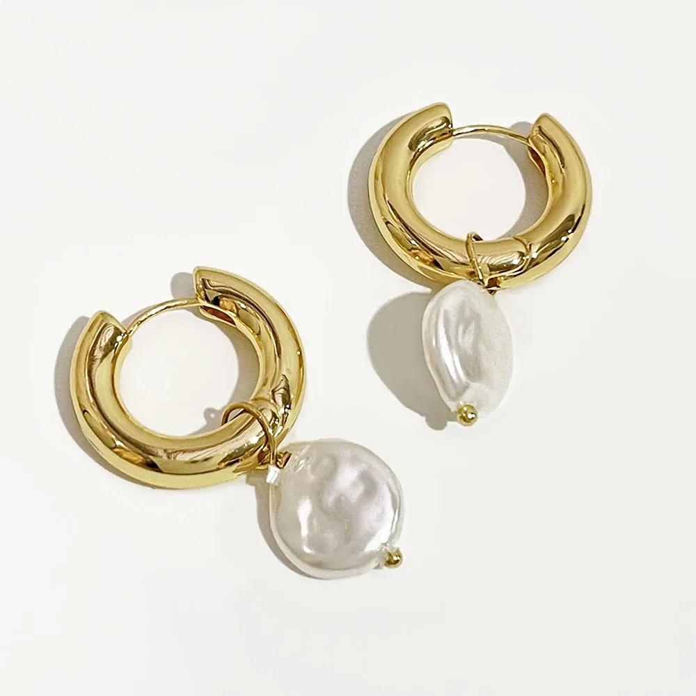 

Peri'sBox Trendy Elegant Round Imitation Pearl Hoop Earring Pearls Huggie Earrings For Women Minimalist Daily Jewelry