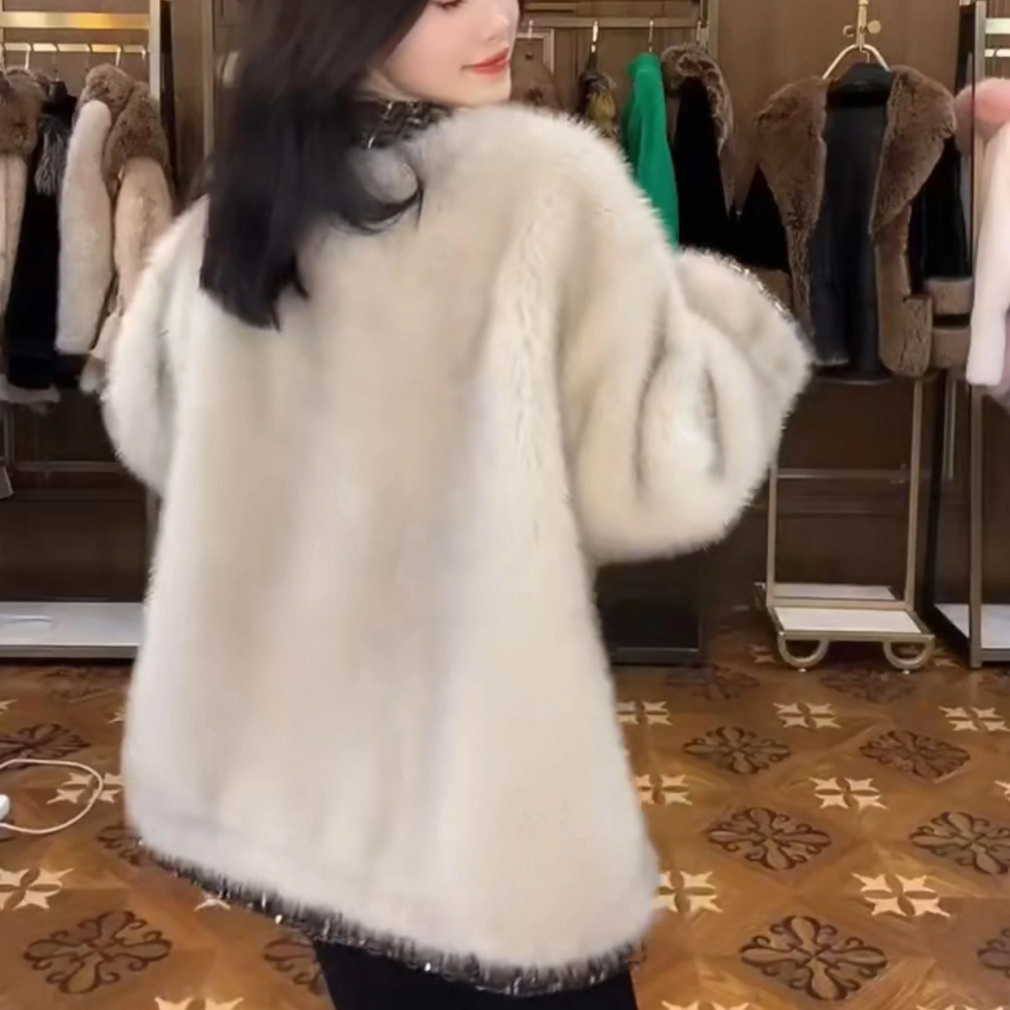 Fashion Fur Coats 2022 New Winter Coat Women High-End Long-Sleeved Toka Double Face Wool Leather Warm Mid-Length Casual Jacket