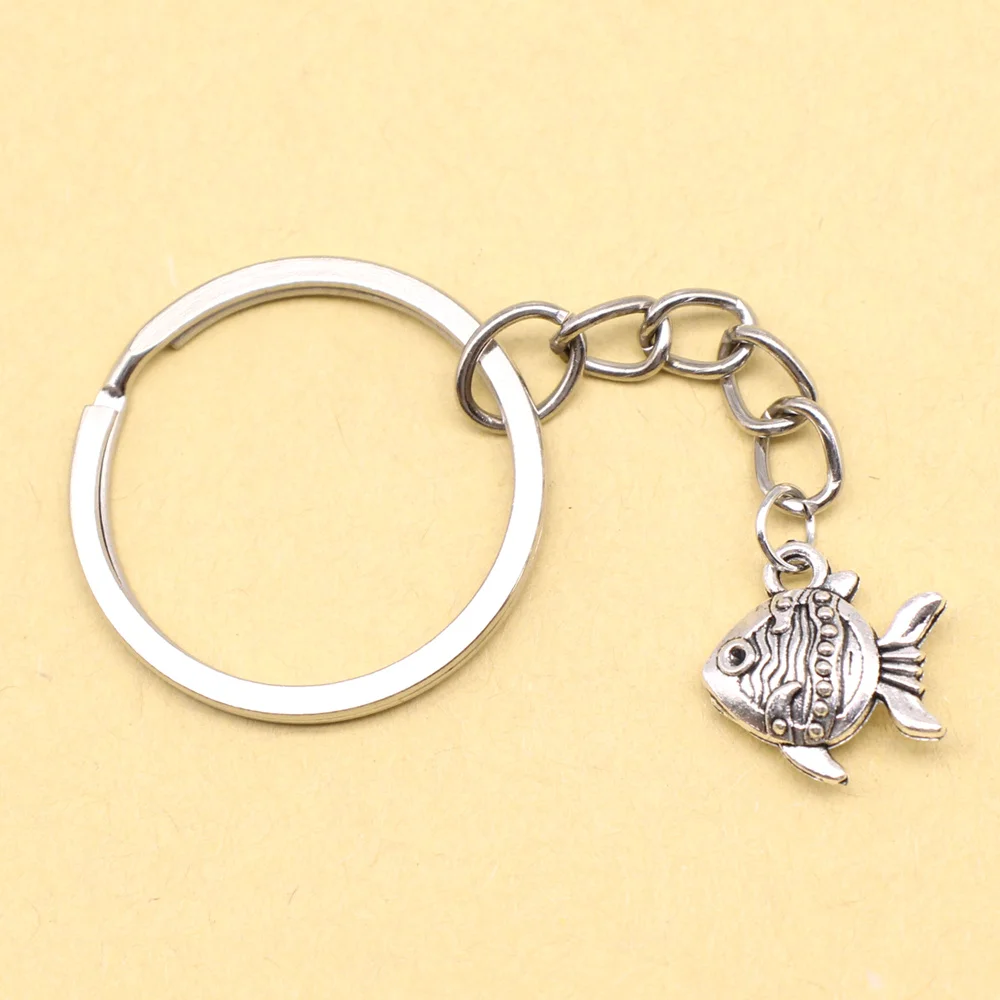

1 Piece 15x15mm Fish Keyring Men Gift Mom