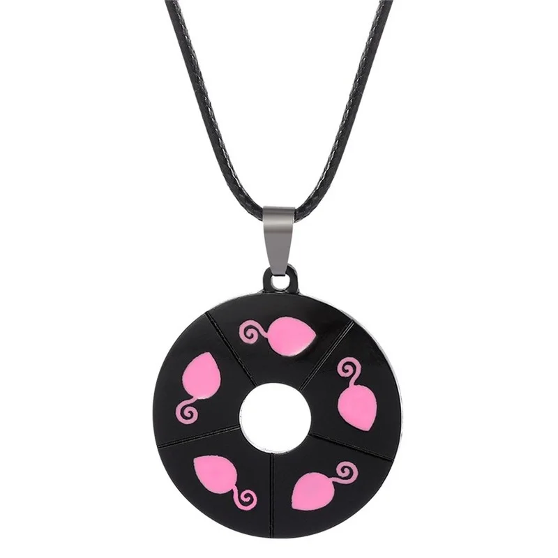 

Creative Anime Miracle Ladybug Pendant Necklace Punk Ladybug Chat Noir Round Pendant Necklaces for Women Girls Fashion Gifts