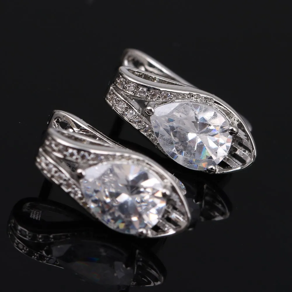 

Fashion Women Cartilage Lobe Earrings Piercing Sensitive Ears Cuff Tiny Hoop Cubic Zirconia Hoop Lightweight
