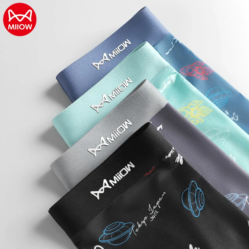 

MiiOW 3pcs Mulberry Silk AAA Antibacterial Men Boxer Shorts Combed Cotton Men's Panties Seamless Print Male Underpants Boxers