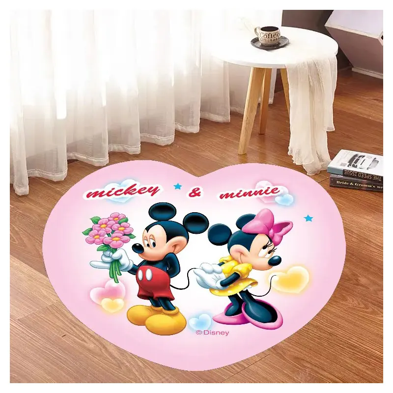 Детский игровой коврик Disney с Микки и Минни прикроватный в форме сердца для