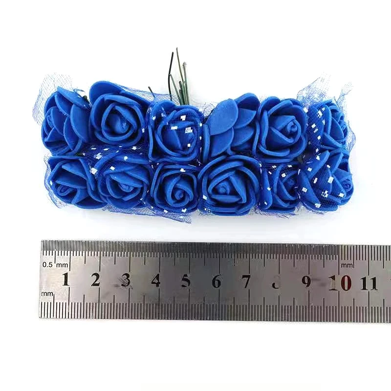 Искусственные мини-розы из пенопласта 144 шт. 2 см разноцветный свадебный цветок