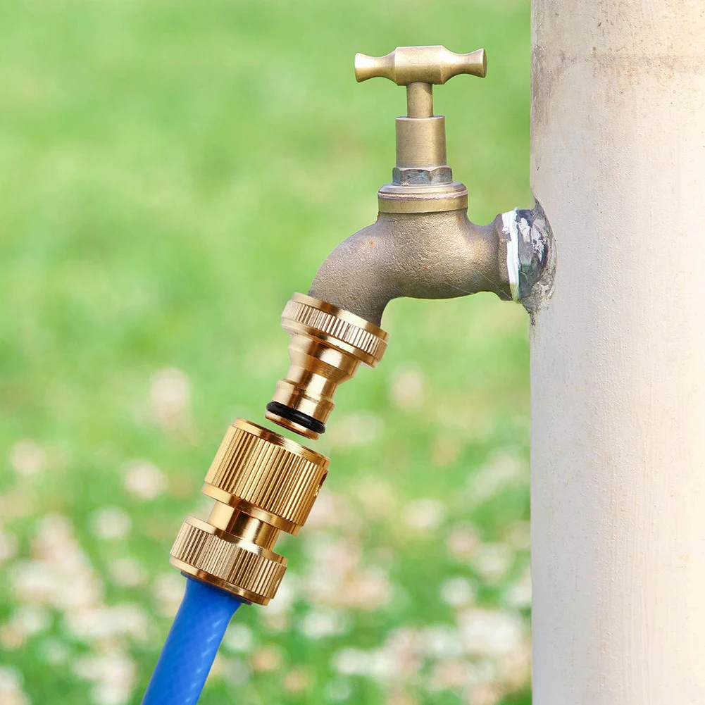 

Hose Adaptor Water Pipe Connector 1.57*1.18in 4*3cm Brass+Rubber Durable