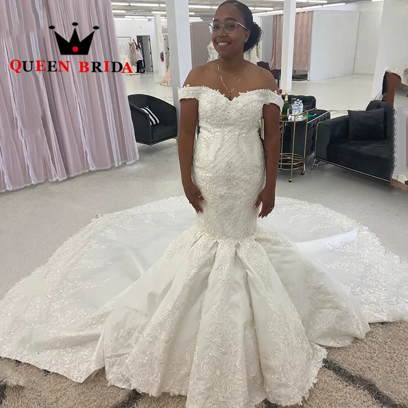 Женское свадебное платье с юбкой годе