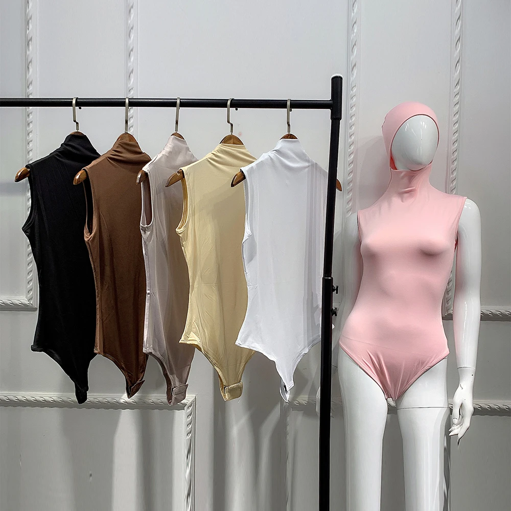 

Женское боди в мусульманском стиле