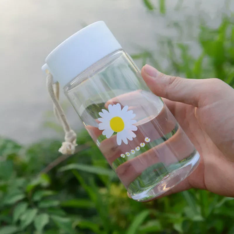 

New in Small Daisy Cute Plastic Water Bottles BPA Free Creative Frosted Water Bottle with Portable Rope Travel Tea Cup Bottles