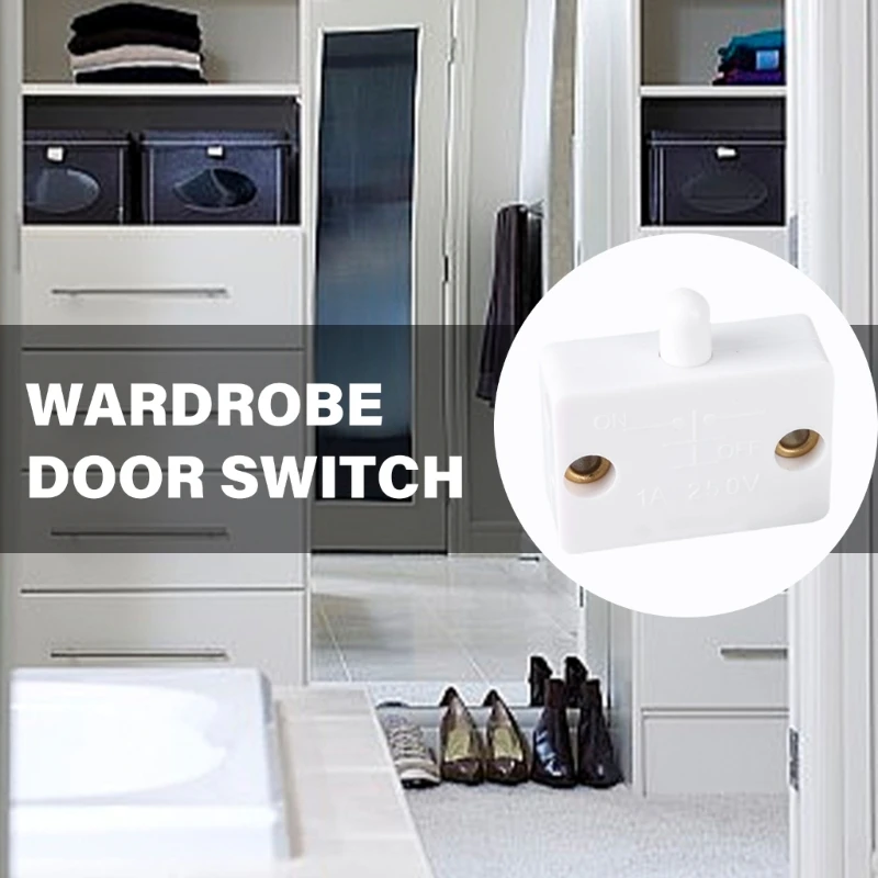 Пара встроенных кабельных выключателей для ламп. Удобство работы с набором