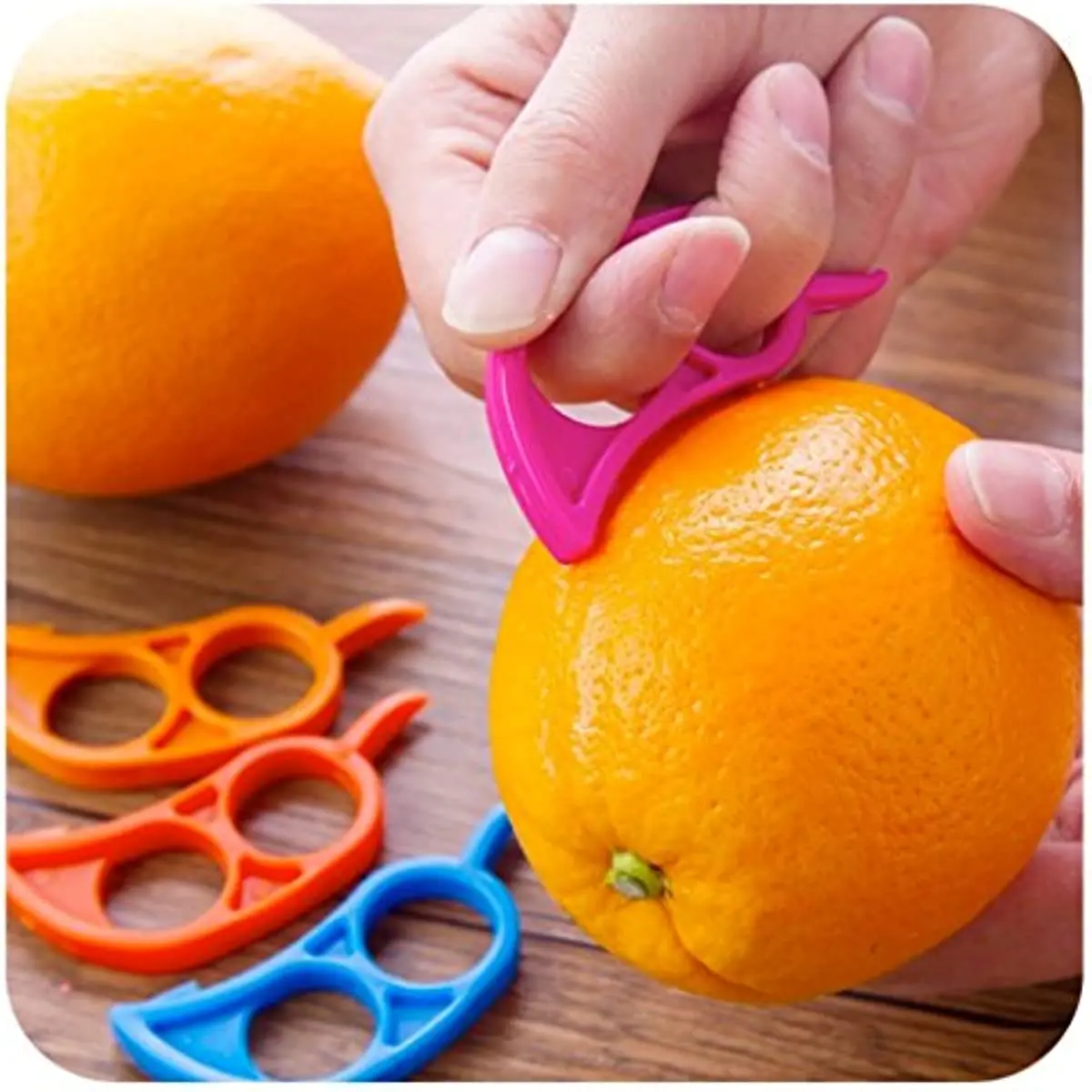 

1Pcs Orange Peeler Mini Portable Fruit Vegetable Stripper Food Safe Eco-friendly Kitchen Accessories Useful Gadget Home Supplies