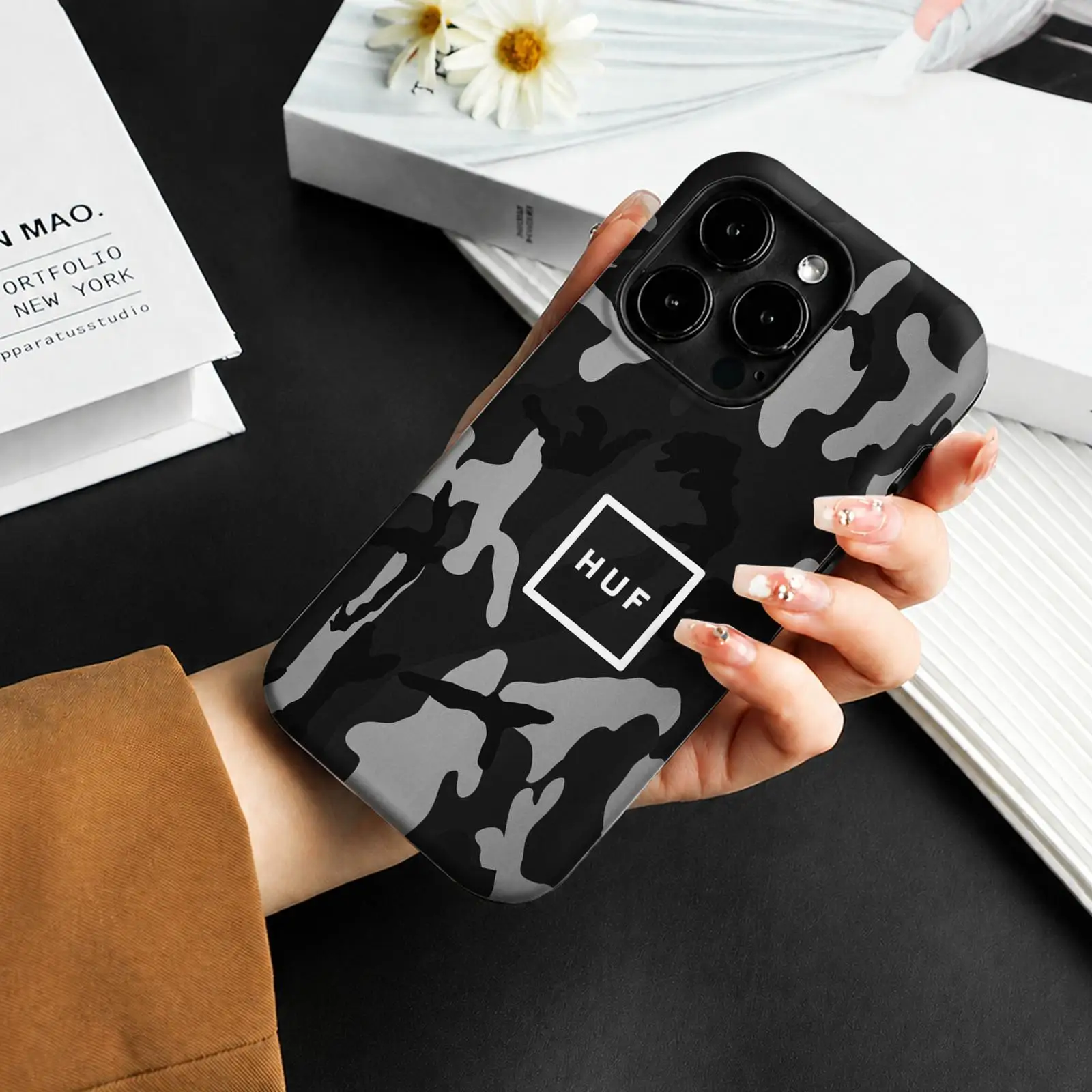 Фото Модный чехол для телефона H-HUFs для iPhone 17 16 15 14 13 12 11 Pro Max Air, двухслойный противоударный защитный чехол 2-в-1. №4