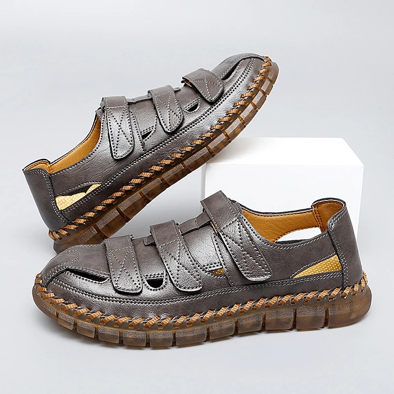 Рисунок 3 - Сандалии женские ручной работы