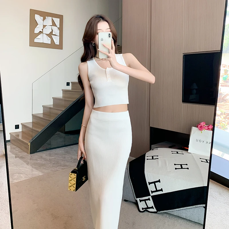 

Женский трикотажный костюм без рукавов, повседневный комплект из двух предметов, короткий топ и юбка миди, летний костюм