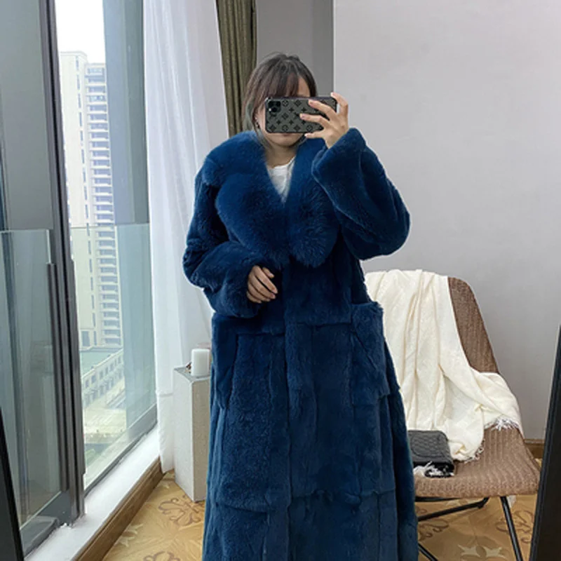 Parka Women Fur Coats 2021 New Thick Winter Outwear Warm Long Faux Fur Jacket Female Temperament Slim Overcoat Coat Women