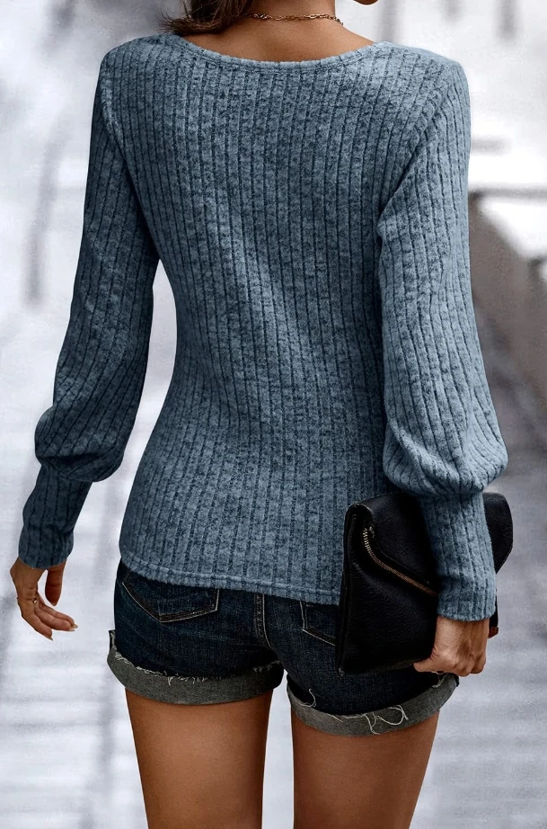 Женский трикотажный топ с длинным рукавом и круглым вырезом