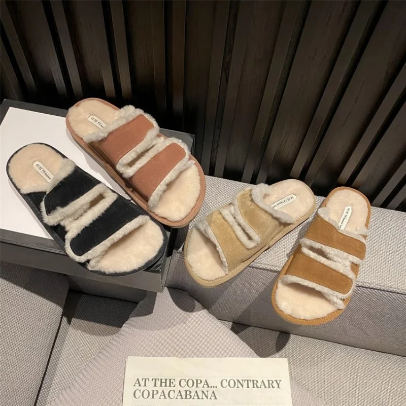 

Женские зимние домашние тапочки, плюшевая хлопковая обувь на плоской подошве, уличные мягкие теплые шлепанцы с мехом в стиле ретро, обувь дл...